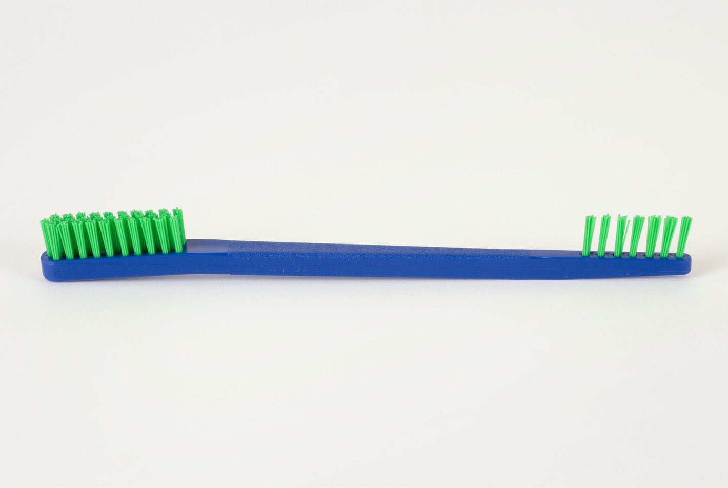 Cleaning brush for surfaces, double-sided / with extra-hard plastic bristles, 30/40 mm, length 175 mm, 5 pcs.