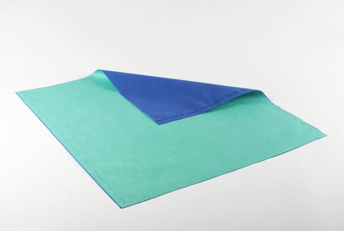 Double sheet green 90 x 90 cm SSMMS 67g 100 pcs.